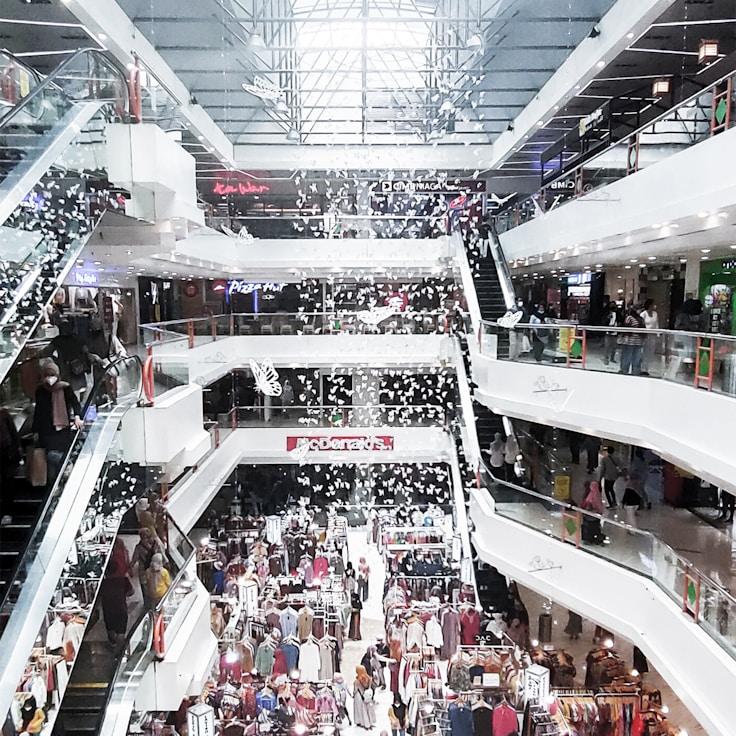 Dining out as an expat family in Portugal